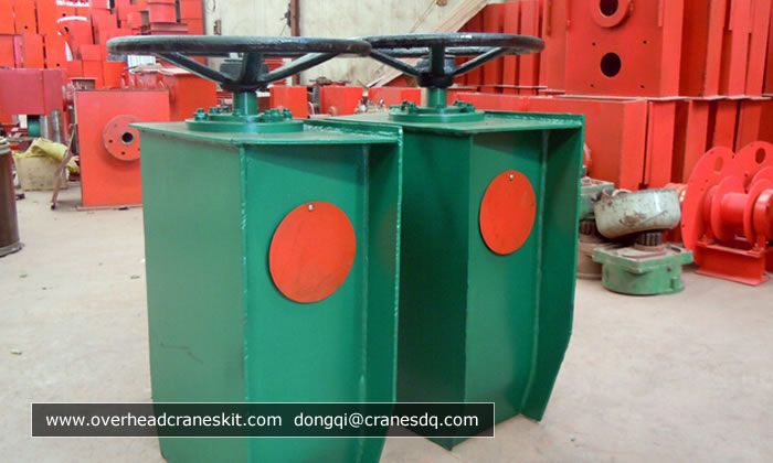 Gantry crane windproof anchor devices